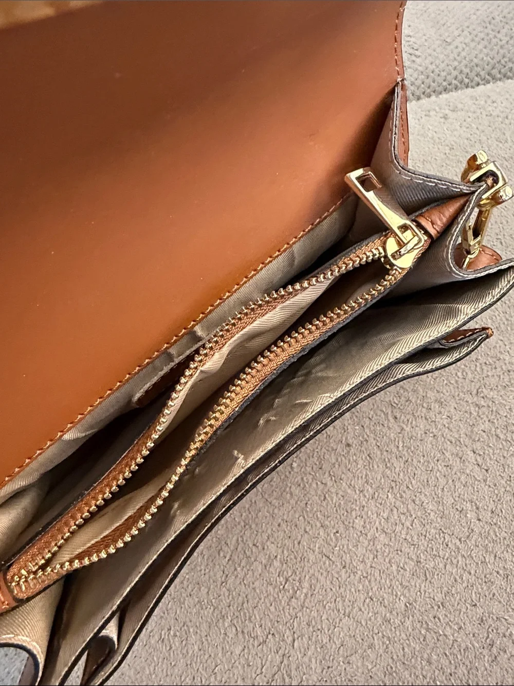 Classic Tan Leather Crossbody with Gold Push-Lock - Picture 3 of 7
